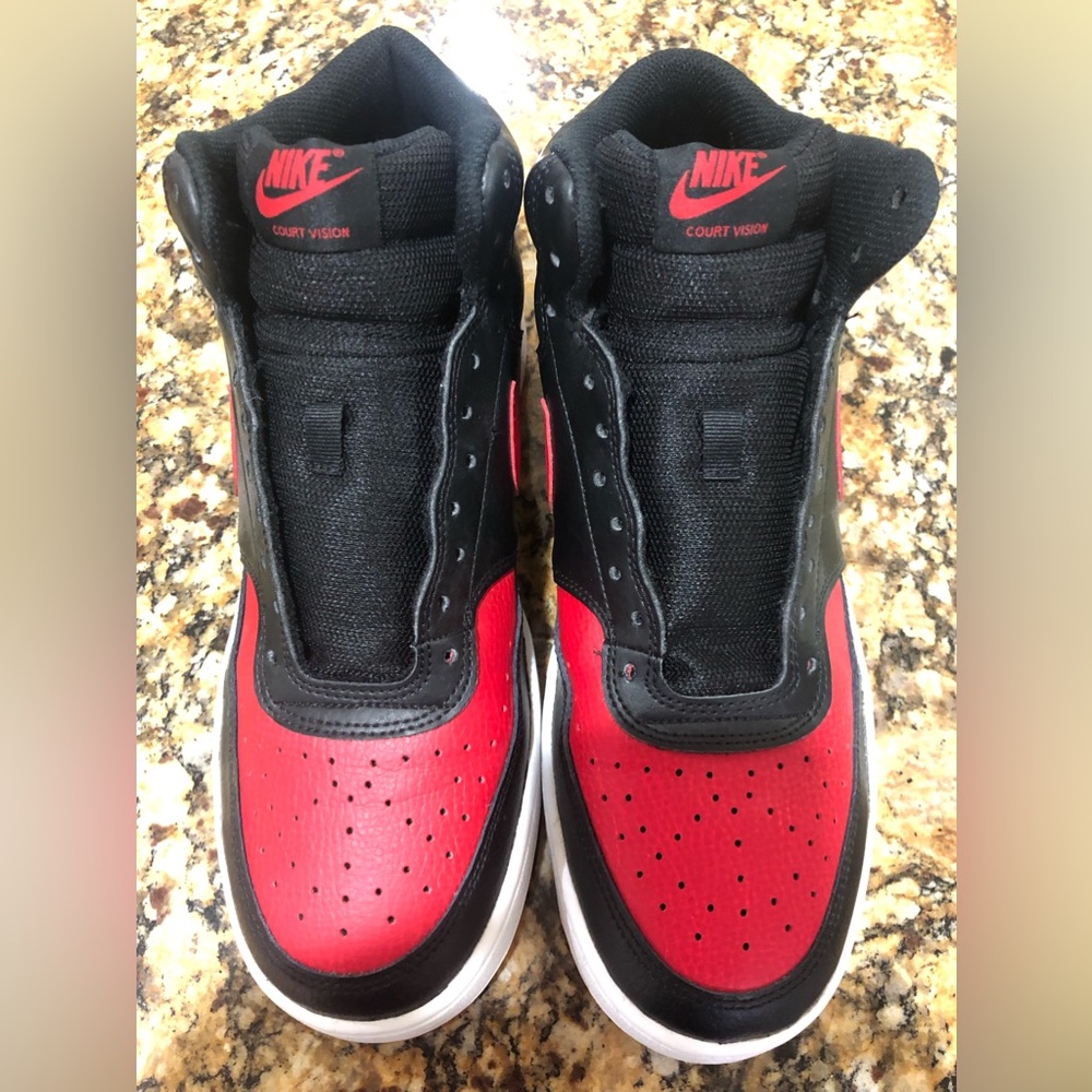 Nike Court Vision
